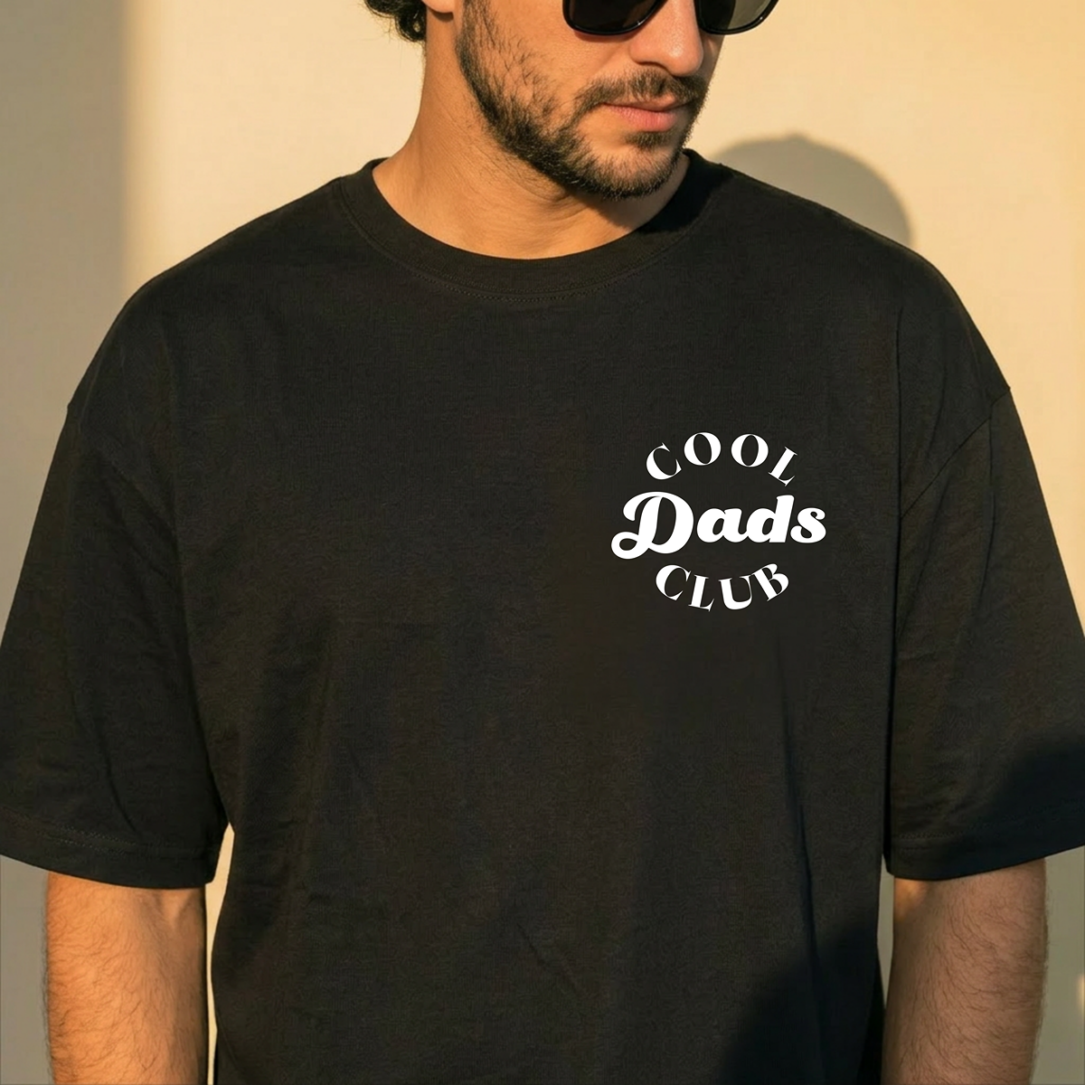Cool Dads Club T-Shirt | Das personalisierte Papa-Shirt
