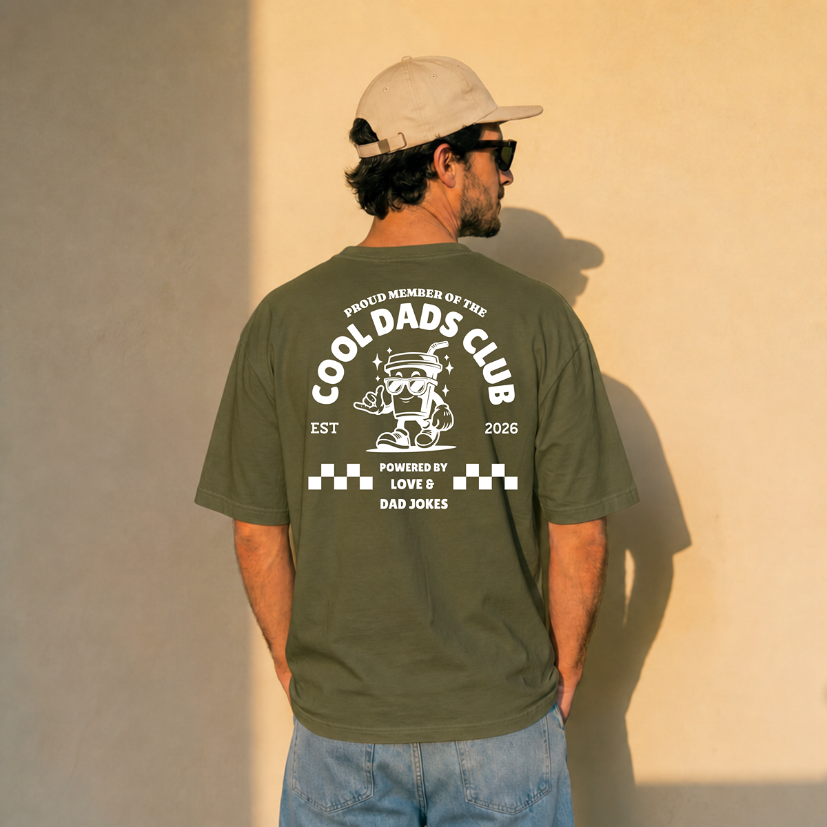 Cool Dads Club T-Shirt | Das personalisierte Papa-Shirt