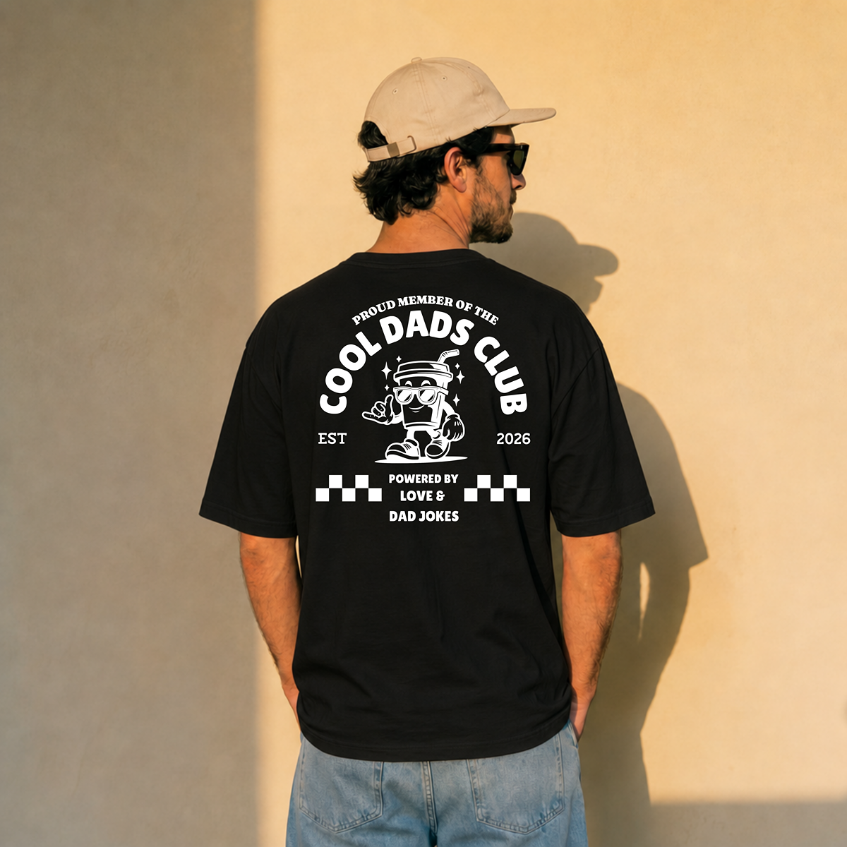 Cool Dads Club T-Shirt | Das personalisierte Papa-Shirt
